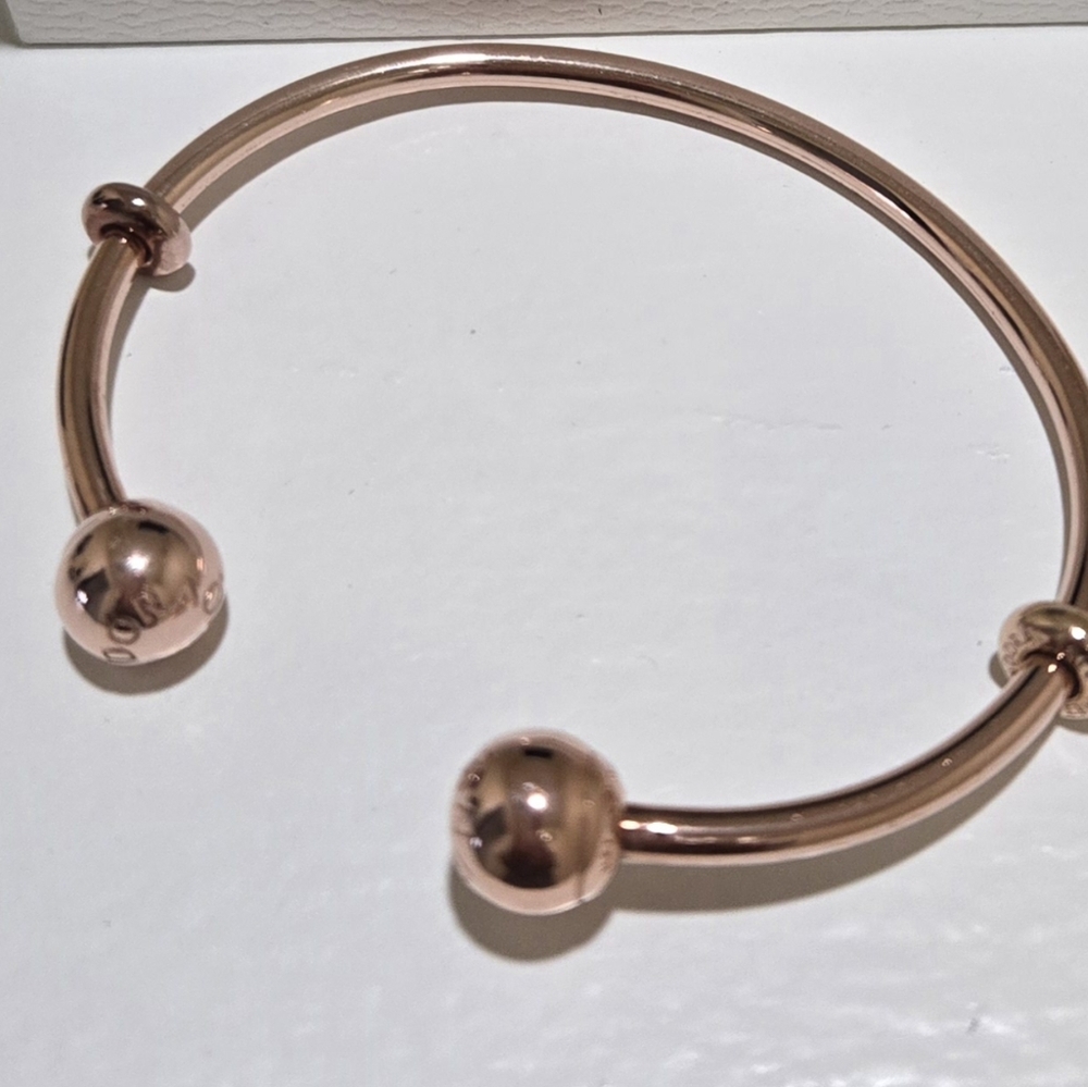 *BRAND NEW* Pandora Moments Open Bangle - Picture 5 of 7